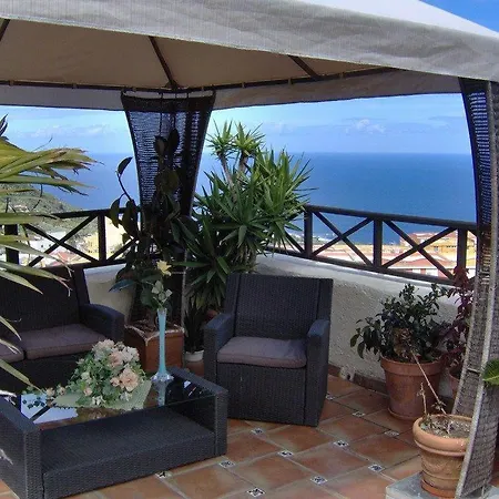 Apartmán Apartamentos-monasterio-de-san-antonio-guenstiges-apartment-zur-strasse *