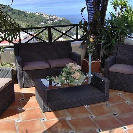 Apartamentos-monasterio-de-san-antonio-guenstiges-apartment-zur-strasse Icod De Los Vinos